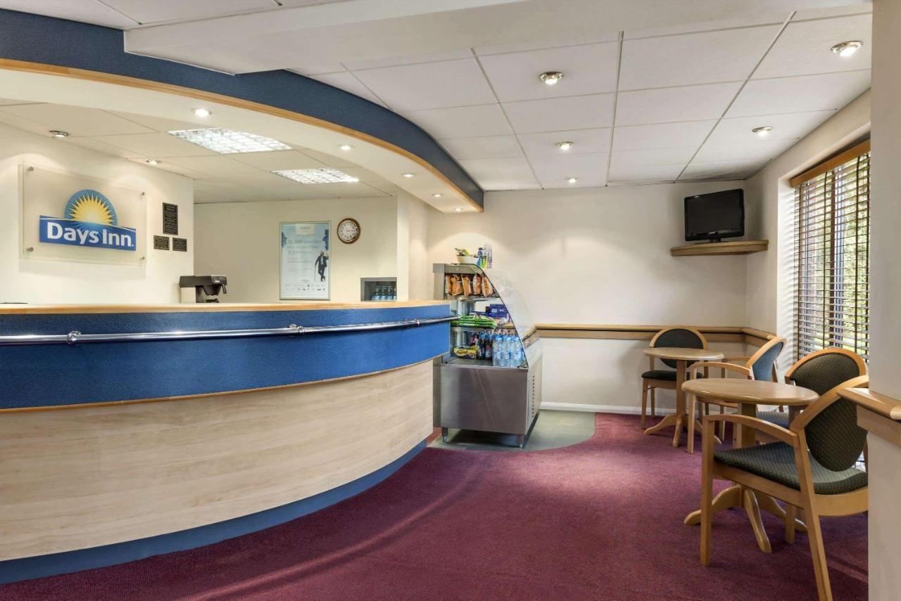 Days Inn Michaelwood M5 Falfield Exterior photo